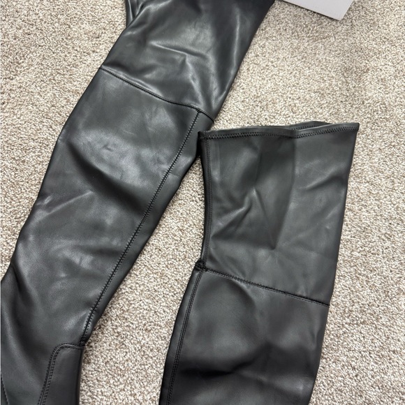 Thigh high boots - Picture 2 of 4